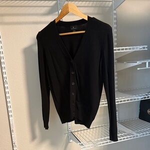 Worthington Black V-Neck Button Front Cardigan
